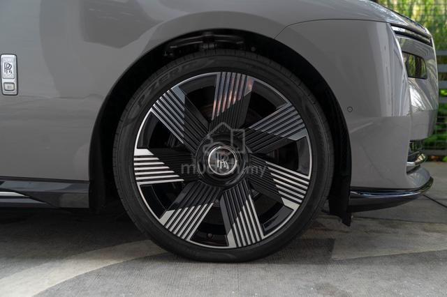 Rolls Royce Spectre Tempest Grey 2024 Imported New - 3
