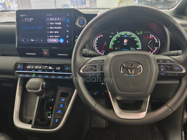 2023 Toyota VOXY 2.0 S-Z (A) 17K KM Gred 4.5 - 3