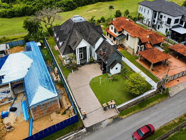 Double Storey Bungalow BANGI GOLF RESORT 1