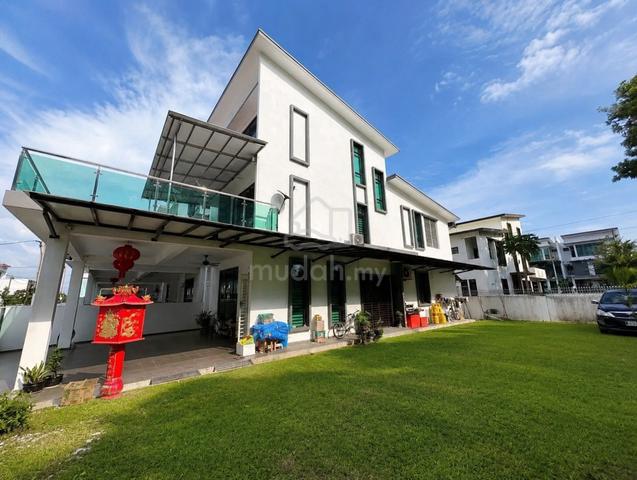 Reno RM300k🔥CORNER 2.5 Storey Taman Ozana Residence Ayer Keroh Melaka 1