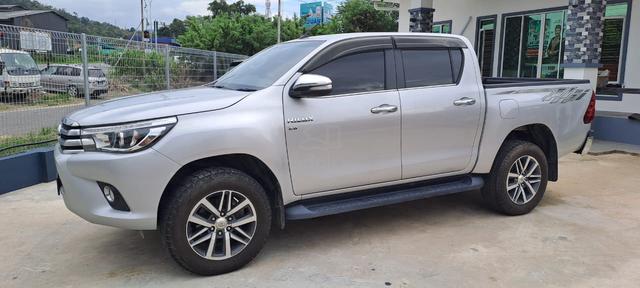 2017 Toyota HILUX REVO 2.8 G (Auto) - 1