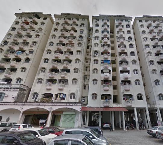Ferringhi Mutiara Apartment 1