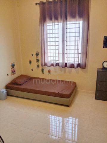 Medium Room Taman Bukit Indah 1