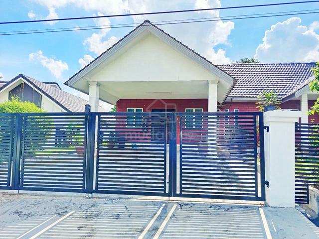 Single Storey Bungalow Kg Damai Kuang Sungai Buloh for RENT!!! 1