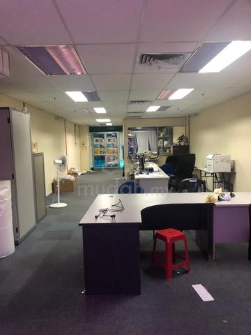 Sunny Point Complex @ Batu Uban Shop office 1000sqft carpeted 1