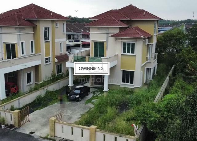 [RARE UNIT] 2.5 storey corner lot bungalow SG BAKAP Beduk Indah JAWI 1