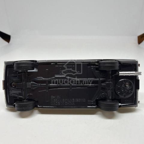 Tomica Skyline 2000GT Shizuoka Police - photo 5 of 5