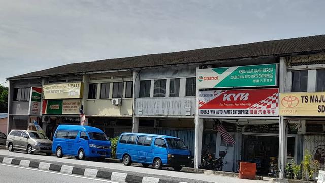 2 Units Adjacent Shop House at Jalan Heng Choon Tian main road 1