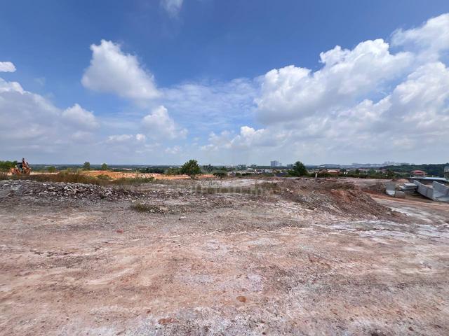 Tanah Corner Lot Bungalow Geran Individual Bandar Baru Salak Tinggi 4