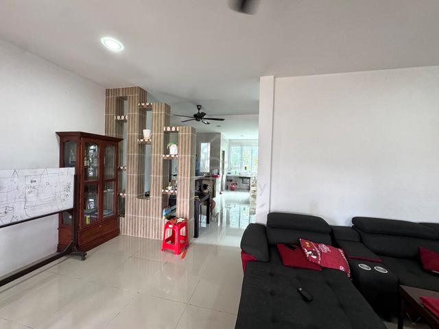 CORNER, Double Storey, MOYAN-BATU KAWA 4