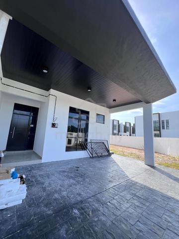 (Corner lot) 2-storey Terrace, La Casa Lunas, Kedah 2