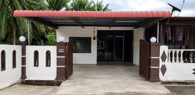 RENOVATED TERES SETINGKAT CORNER LOT TAMAN BANDAR BARU, Sungai Lalang 1