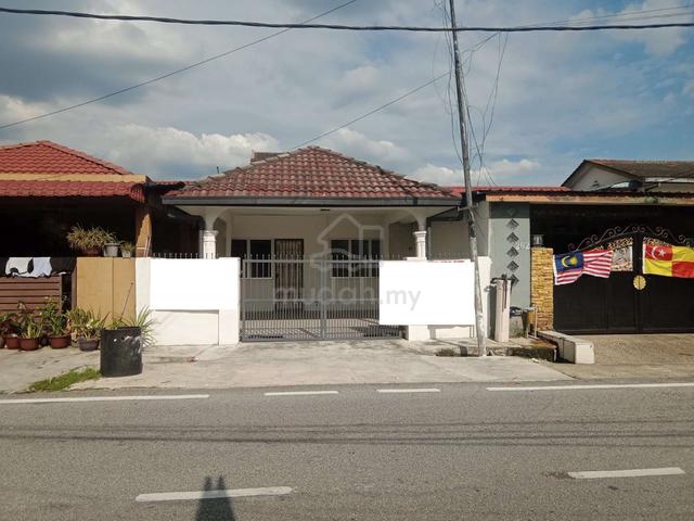 Taman Greenwood, Batu Caves (more parking) 1