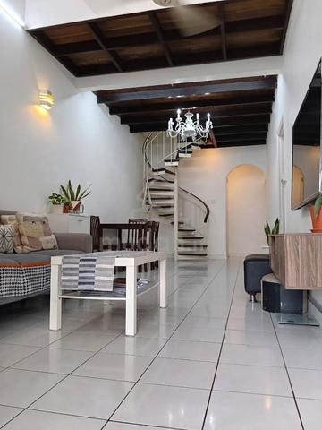 Jalan Molek 1.5Stry Fully Renovated Johor Bahru 1