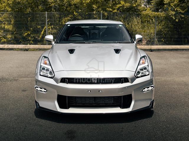 2023 Nissan GT-R R35 Black Edition - 3