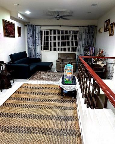 Cheras @ Taman Lagenda Mas 1st Floor Townhouse for Sale 1