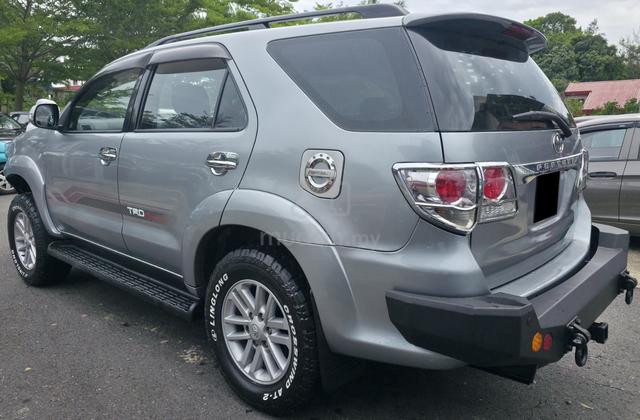 2014 Toyota FORTUNER 2.5 A TRD (D) FL (AT) (SUV)🩶 - 4