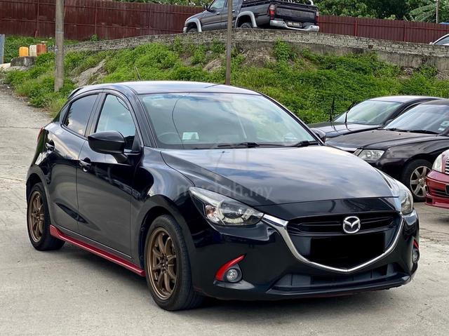2017 Mazda 2 1.5 HATCHBACK SPORT (AT) FULL LOAN! - 1