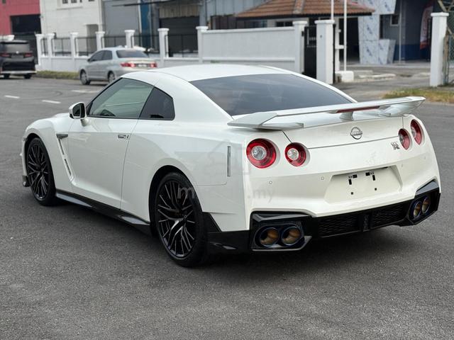 (GRADE 5A) Nissan GTR BLACK EDITION 2023 - 3
