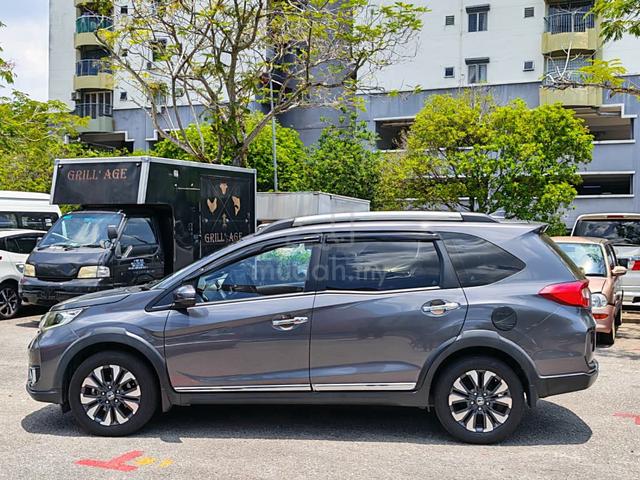 Facelift BR-V 1.5L V Full Loan Full Spec Honda BRV - 4