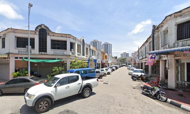 Sungai Dua Jalan Helang 2-Storey Shophouse 1200sqft Near USM Gelugor 3