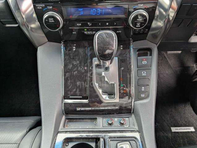 TOYOTA ALPHARD 2.5cc SC SUNROOF YEAR 2021 - 4