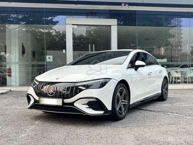 2023 Local Mercedes Benz EQE 350+ AMG LINE CBU - 4