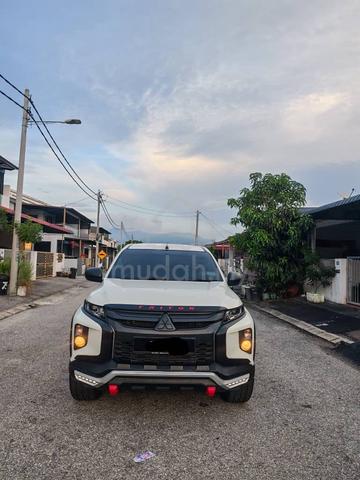 2023 Mitsubishi TRITON 2.4 VGT MY19 L200 ENHANCED - 1