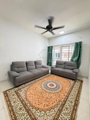 D'Camelia Court 1