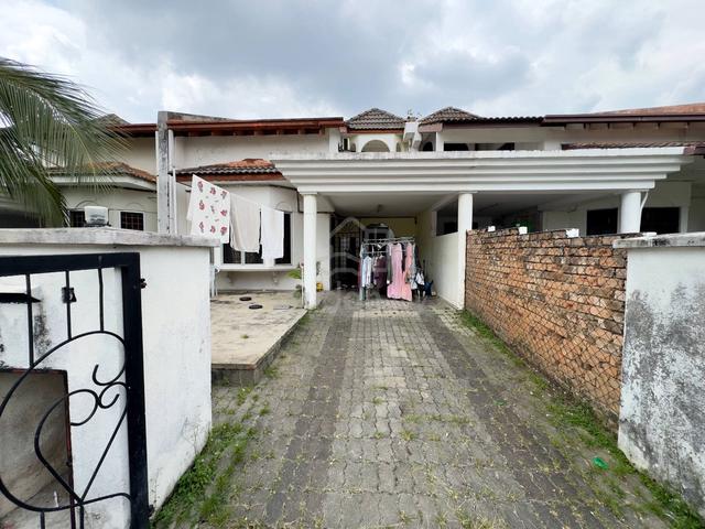 LOW DEPOSIT + FREEHOLD 1.5 Storey Terrace USJ 6, Subang Jaya 1