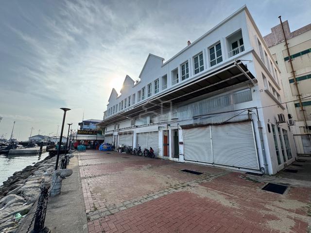4 Adjoining 3-storey Seaview Shoplots For Sale 1