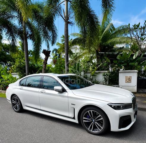2022 BMW 740Le X-Drive M-Sport (low mileage) 3.0 - 1