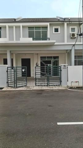 Double Storey Terrace @ Taman Mengkuang Jaya, Kubang Semang 1