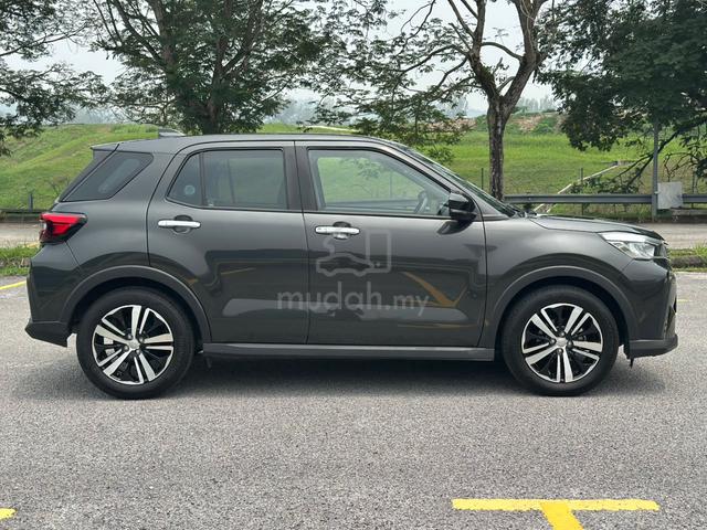 2023 Perodua ATIVA 1.0 AV at 17K mil WARRANTY 2028 - 2