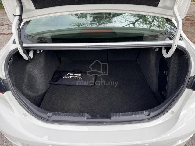 16Mazda 3 2.0 SEDAN HIGH SKYACTIV (CKD) (A) Wrty - 5