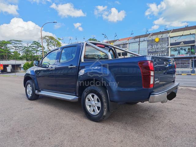 2015/16 Isuzu D-MAX 2.5 4x2 DUAL CAB (M) - 3