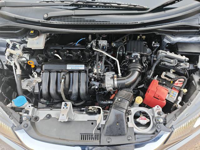 Honda JAZZ 1.5 HYBRID (A) F.S.R HONDA / F.LIFT/ EV - 5