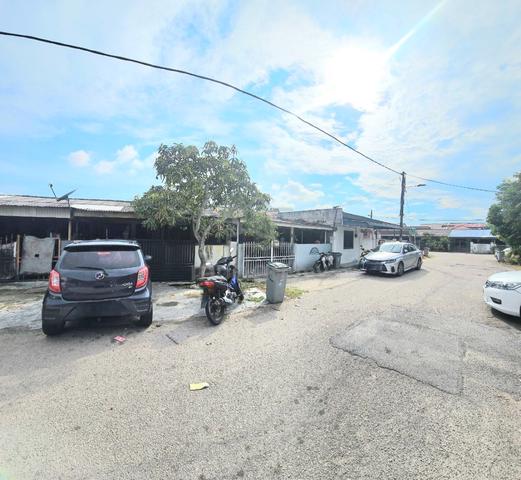 Freehold Teres Setingkat Taman Seri Krubong Melaka Unit Bumi Lot 1