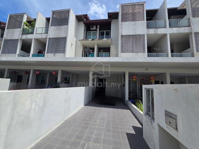 Cheap🔥 Raintree🔥 Double Storey🔥 Gated Guarded🔥 Basic Furnish 1