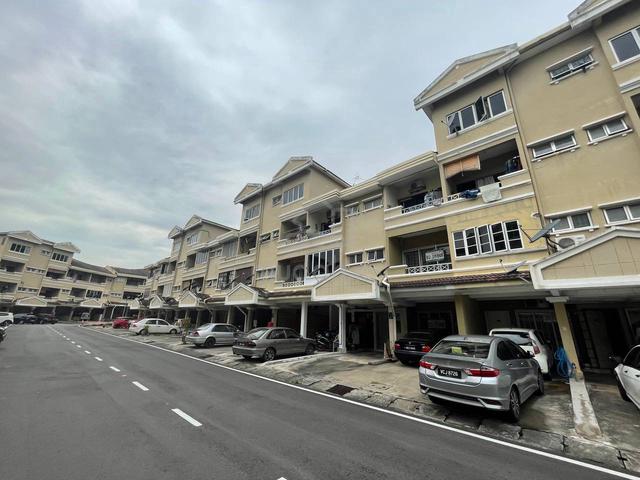 Ground Floor, Sri Mahligai Townhouse Seksyen 9 Shah Alam 1