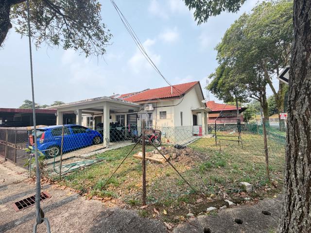 1 Storey Corner Lot,Taman Gadong Putra,Labu N9 1