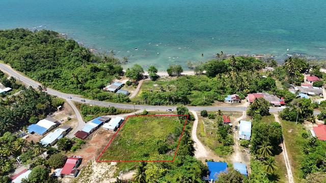 Tanah Lot Banglo Tepi Pantai di Sekakap Mersing Untuk Dijual 1