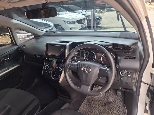 2012 Toyota WISH 1.8 S FACELIFT (A) - 5