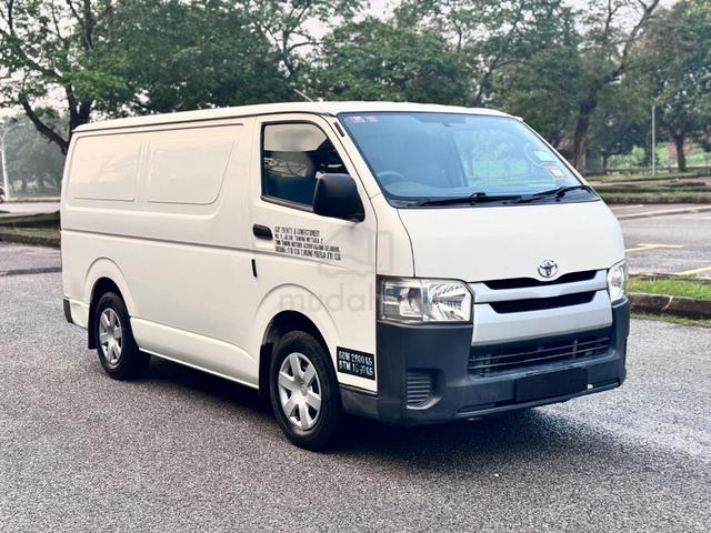 2015 Toyota HIACE 2.5 KDH200R ENHANCED (M) TIP TOP - 1