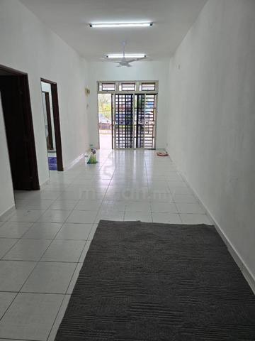 Single Storey/Taman JP Perdana/Mount Austin/Low Deposit 1