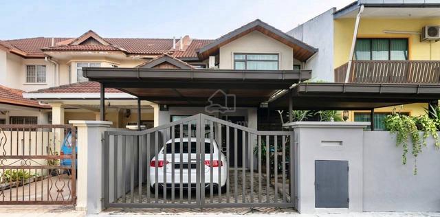 RENOVATED Double Storey Seksyen 8 Kota Damansara 1