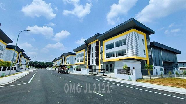 400 AMP !! 29,428ft Telok Mengkuang 3 Storey Semi-D Factory TPG 1