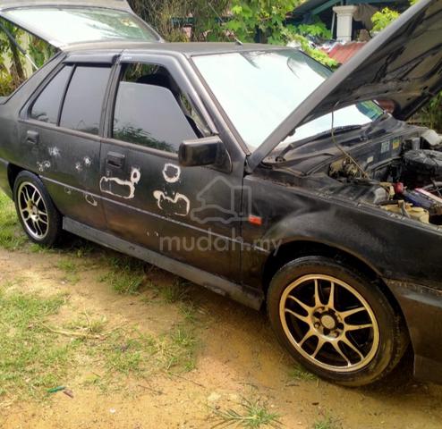 PROTON SAGA LMST 1.3 manual - 3