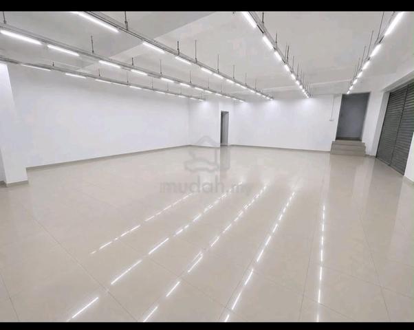 Ground Floor Corner Commercial Shoplot For Rent | Raja Uda | Rare Unit 1