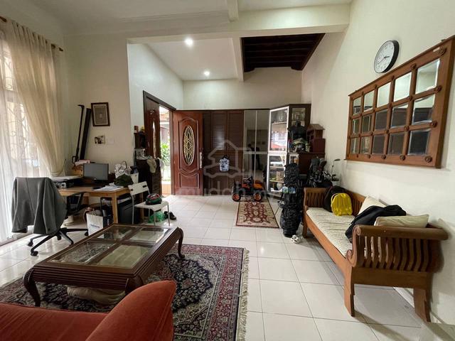 2.5 Storey Semi-D Jalan Plumbum Seksyen 7 Shah Alam  5